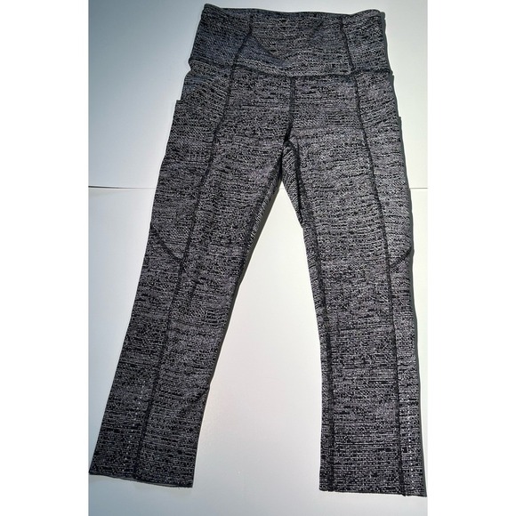Lululemon Navy Blue and White Crop Mid Rise Capri Leggings SZ 2 - Picture 7 of 8